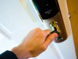San Mateo Locksmith Service San Mateo, CA 650-713-3102 San Mateo Locksmith Service San Mateo, CA 650-713-3102 - com-side
